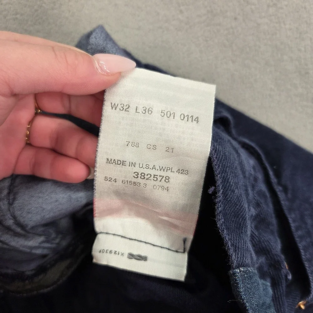 Levis important sizing